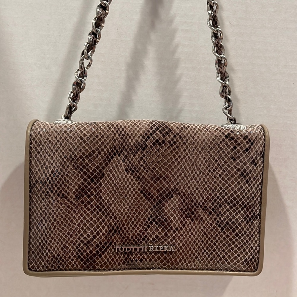 Judith Ripka new vintage Wallet Bag ! Style of today Exquisite faux snake print